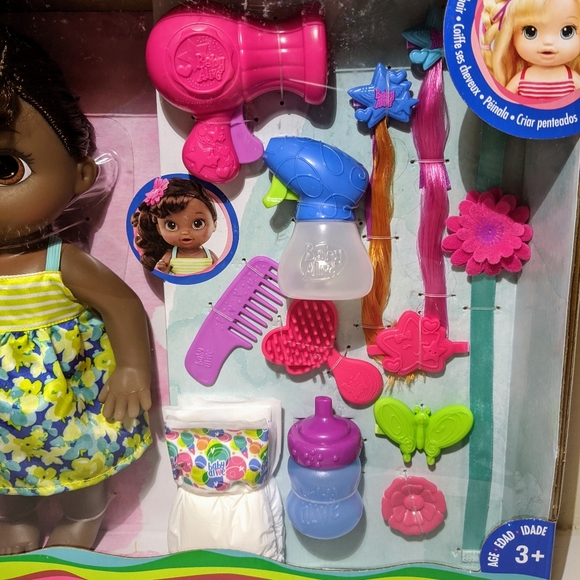 Baby Alive Cute Hairstyles Baby w/accessories - Picture 4 of 5